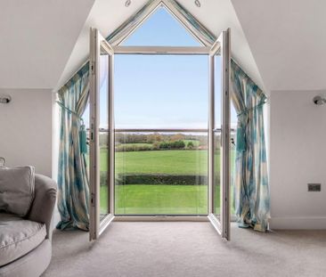 5 bedroom detached house to rent - Photo 2