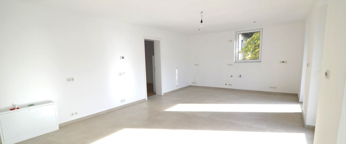 *Siegburg: 3 Zimmer Erstbezug, Zentrum und ICE Bahnhof fußläufig erreichbar* - Foto 1