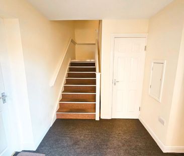 Victoria Crescent, Eccles, Manchester, M30 - Photo 6