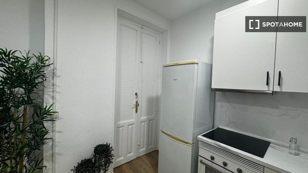 5 room luxury Apartment for rent in Madrid, Spain - Photo 1