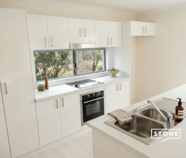 Cute 2 bedroom home... available now! - Photo 5