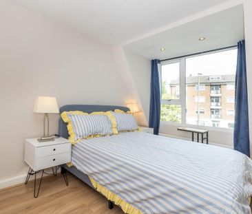 2 bedroom end of terrace house to rent - Photo 3