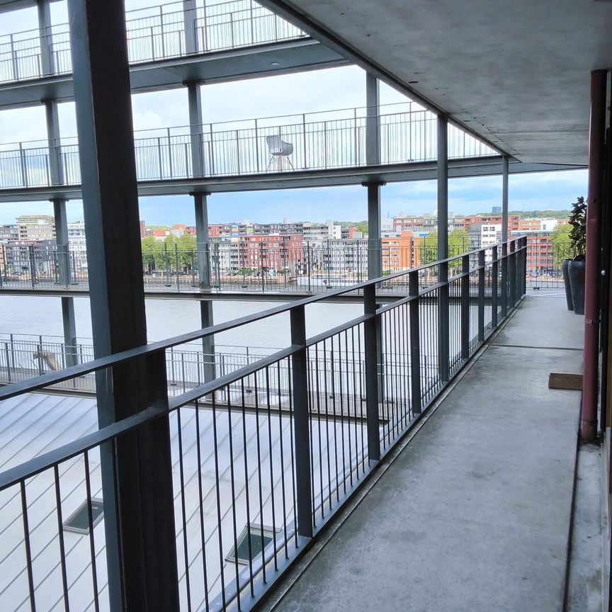 Appartement te huur: Waagdragerhof 152 1019 HB Amsterdam - Photo 1