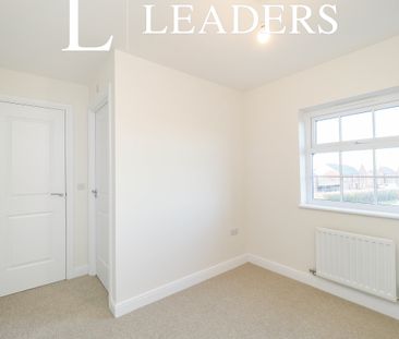 4 bedroom town house to rent Tay Road, Lubbesthorpe, LE19 - Photo 2