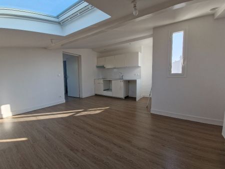 Location Appartement 2 pièces 32m² NANTERRE 92000 - Photo 4