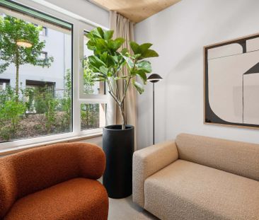 Room in Sickingenstraße, Berlin for 50 m² with 2 bedrooms - Photo 1