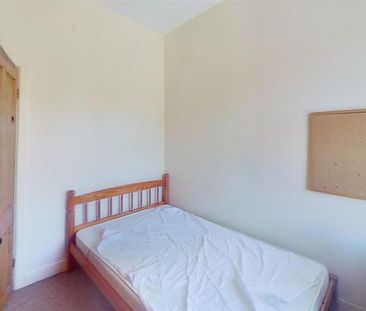 5 bedroom terraced house to rent - Photo 2