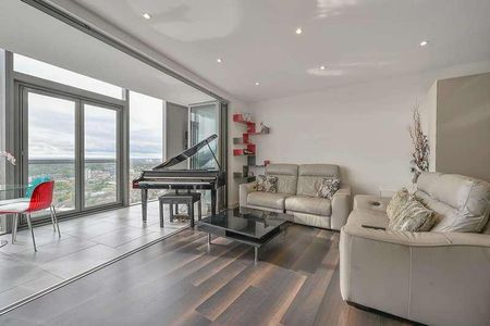 Kew Eye Apartments, Brentford, TW8 - Photo 2