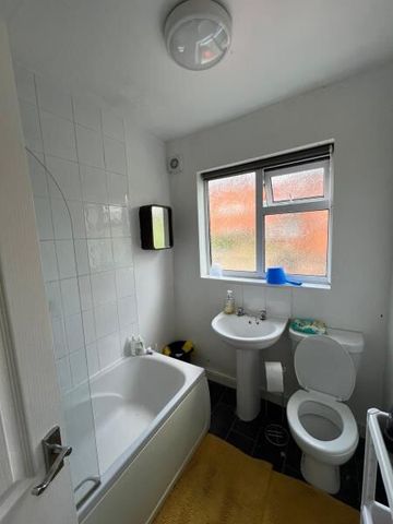 Kelso Gardens, University - Photo 3