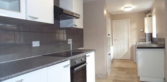 Wisbech Road, Outwell. - Photo 2