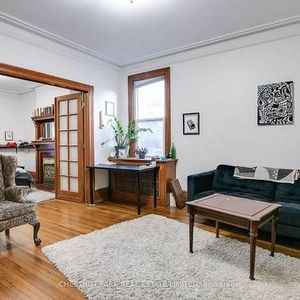 CHARMING 1 BED MAIN LELVEL LITTLE ITALY - Photo 2