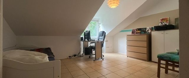 3 Zimmer Dachgeschosswohnung in zentraler Lage von Pinneberg zur Miete - Photo 1