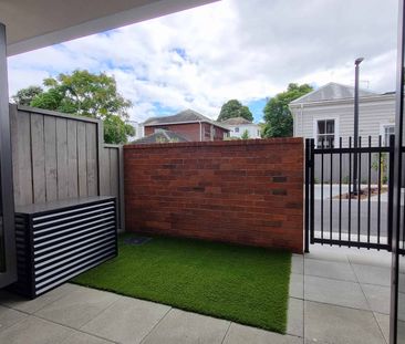 Modern 1 bedroom studio apartment - Photo 4