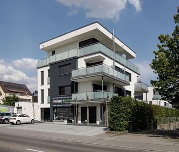 Traumhafte 2 Zimmerwohnung mit großer Terrasse in Audinähe - Photo 1