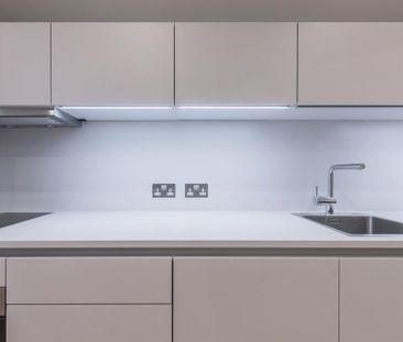 Ground floor flat to rent - Photo 3