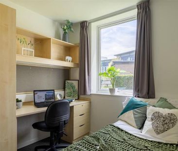 1 bedroom in a flat share to rent - Photo 6