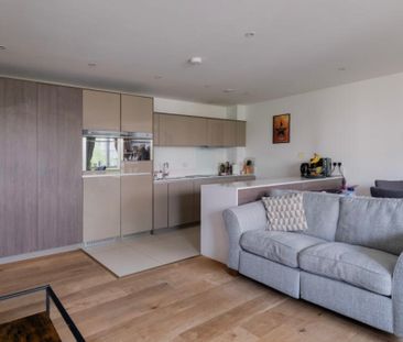 2 Bed Flat, Kane Court, SE10 - Photo 2