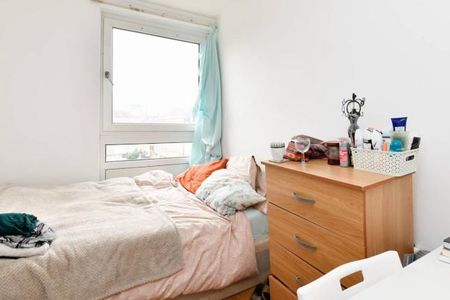 4 bedroom maisonette for rent - Photo 5