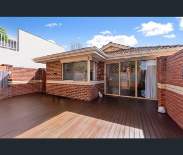 1/210 Crawford Road, Inglewood, WA 6052 - Photo 2