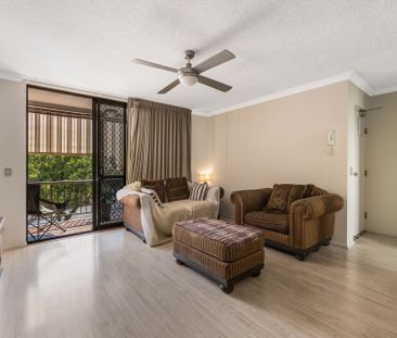 Coastal Living in the Heart of Caloundra - Photo 1