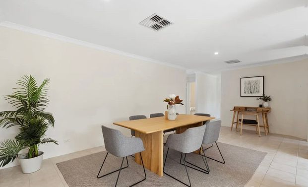 East Victoria Park - Photo 1