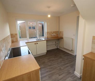 3 bedroom detached house to rent - Photo 6