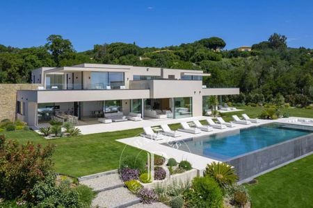 LOCATION SAISONNIÈRE - GRIMAUD - VUE MER - VILLA NEUVE - 7 CHAMBRES - JACUZZI - PISCINE - Photo 5