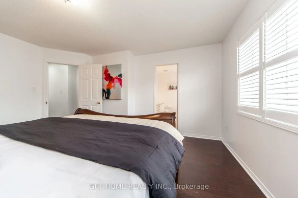 Detached Home For Lease | E9239530 - Photo 1
