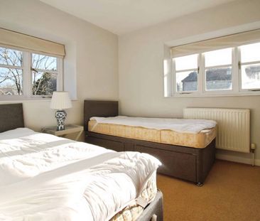 Manor Farm, Purton Stoke, Swindon, Swindon, SN5 - Photo 5