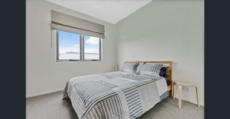 Fully Furnished 4 Bedroom Beachside Comfort Awaits! - Photo 2