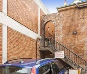 Loft Style Apartment in the Heart of Town! - Photo 5