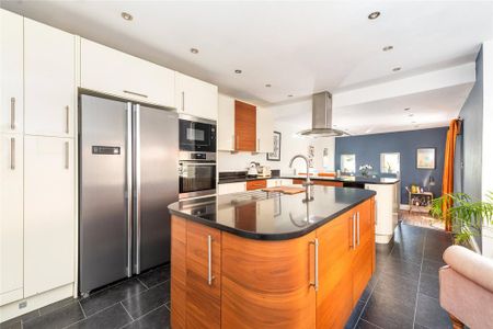 5 bedroom detached house to rent - Photo 5