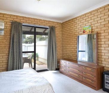 Fully Furnished Small & Easy to maintain Unit! - Photo 1