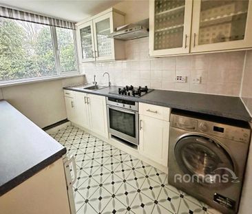 2 bedroom flat to rent - Photo 5