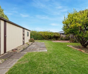 54 Garnet Street, Niddrie VIC 3042 - Photo 3