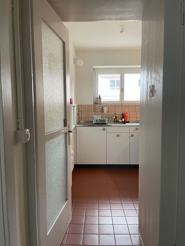 21/2-ROOM APARTMENT IN ZURICH – DISTRICT 9 ALTSTETTEN, FURNISHED, TEMPORARY - Foto 4