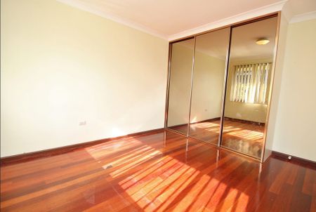 32 Hope St, Penrith NSW 2750 - House For Rent | Domain - Photo 2