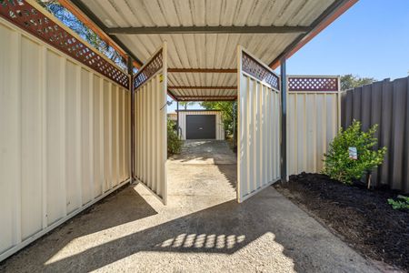 17 Bernard Manning Drive, Duncraig WA 6023 - House For Rent | Domain - Photo 5