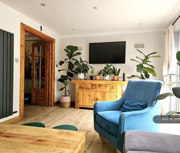 3 bedroom terraced house to rent - Photo 5