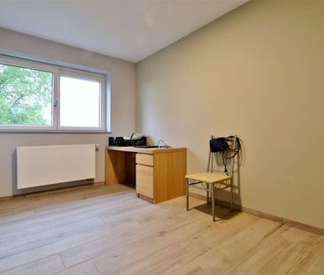 Ruime woning met 3 slaapkamers + tuin - Photo 6