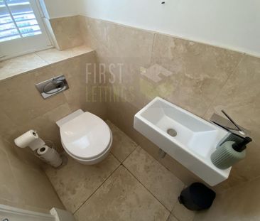 6 bedroom detached house to rent - Photo 3