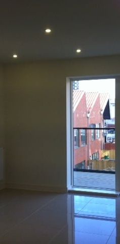 1 Bed Flat, Tawny Court, NW9 - Photo 1