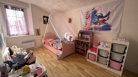 Location Maison 4 pièces 94m² VIEILLEVIGNE 44116 - Photo 5