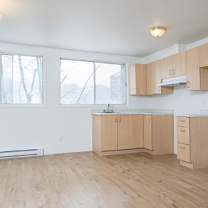 Complexe du Parc | Appartements 2 1/2 à louer | Sherbrooke near Cégep - Photo 2