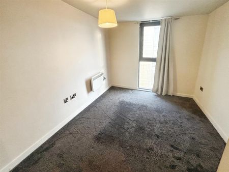 2 Bedroom Flat for rent in I Quarter, Blonk Street, Sheffield - Photo 3