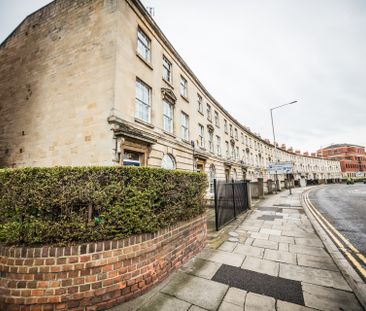 One Bedroom Flat to let in Reading Town Centre - Photo 1