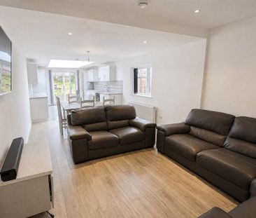 7 bedroom house to rent - Photo 1