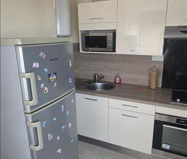 2 pièces - Meublé - 26,43 m² - 8ème étage - Colocation non autorisée - Photo 4