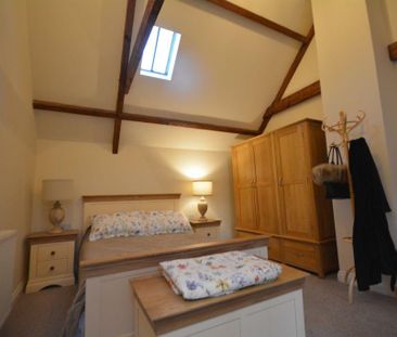 2 bedroom barn conversion to rent - Photo 4