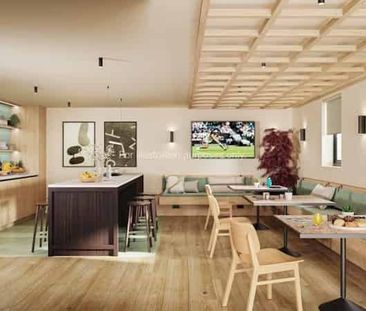 Classic Penthouse Ensuite - Photo 2